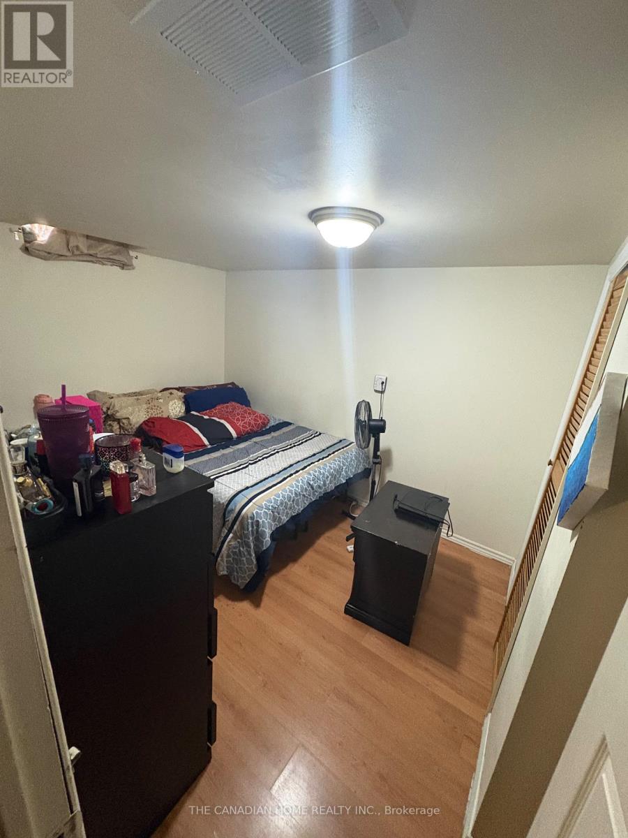 45 Hansen Road E, Brampton, Ontario  L6V 3C5 - Photo 9 - W13099742