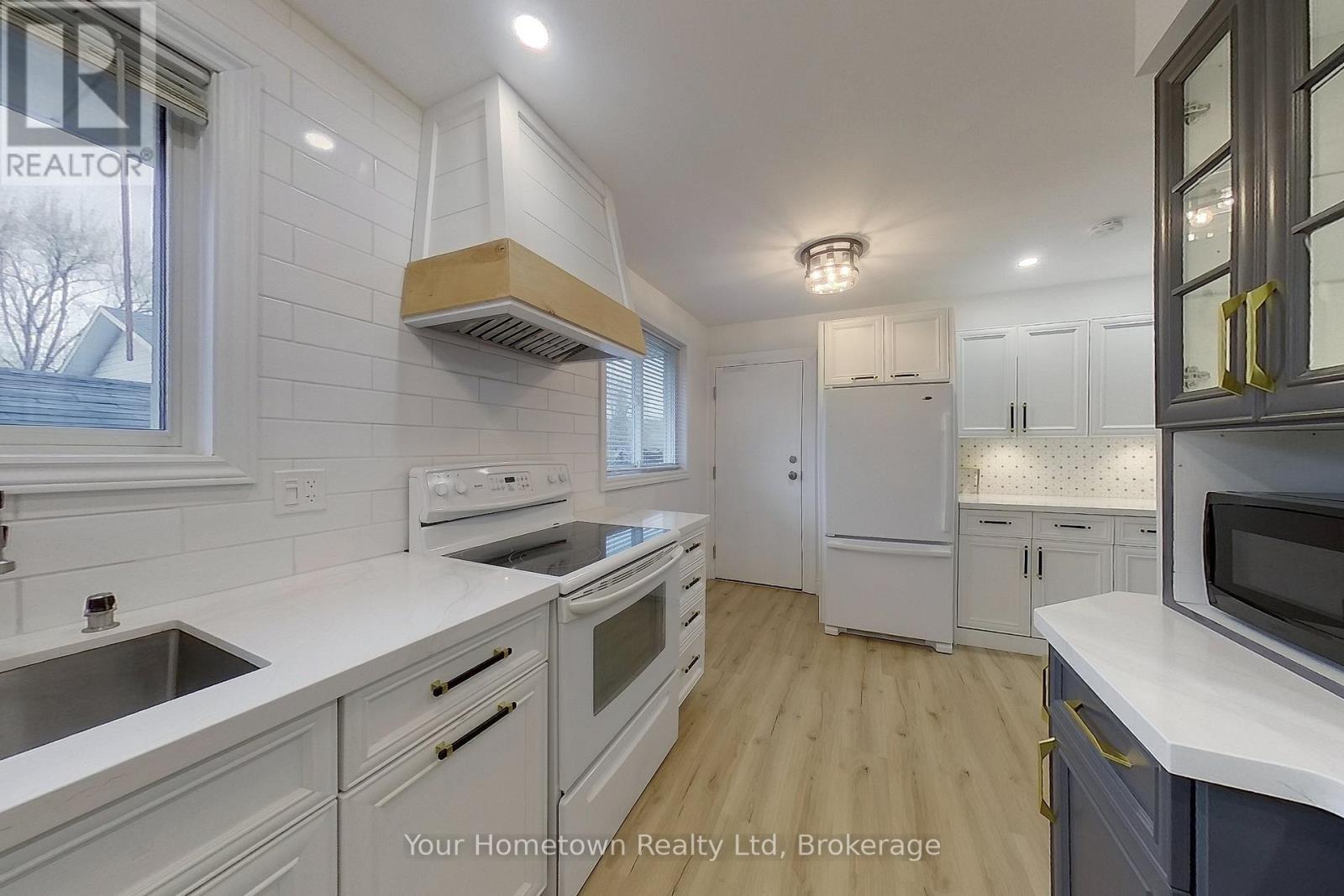 14 Braeside Street, Centre Wellington (Fergus), Ontario  N1M 2Y8 - Photo 6 - X13100982