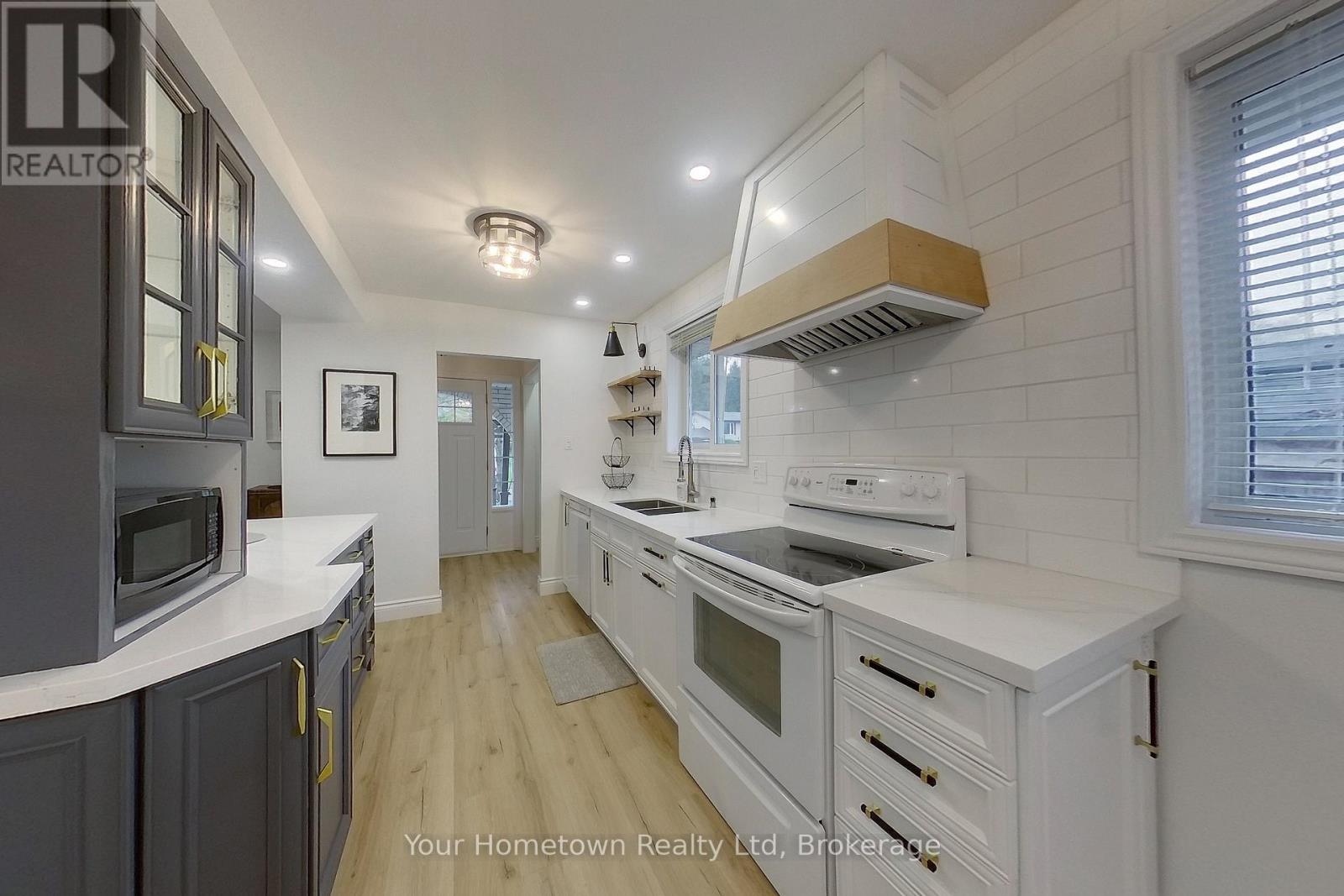 14 Braeside Street, Centre Wellington (Fergus), Ontario  N1M 2Y8 - Photo 8 - X13100982