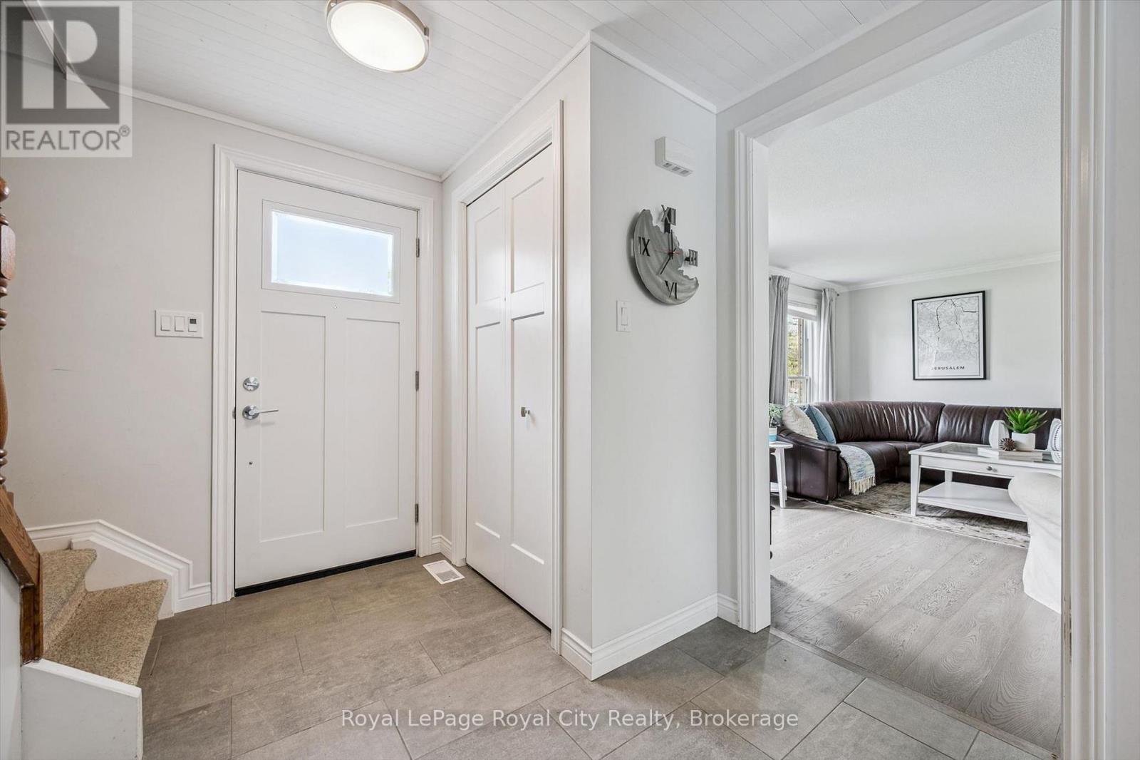256 West Acres Drive, Guelph (Willow West/sugarbush/west Acres), Ontario  N1H 7P1 - Photo 4 - X13101012