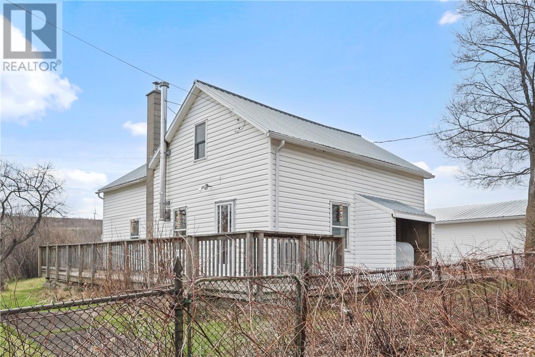 532 Highway 540, Little Current, Ontario  P0P 1K0 - Photo 7 - 2127577