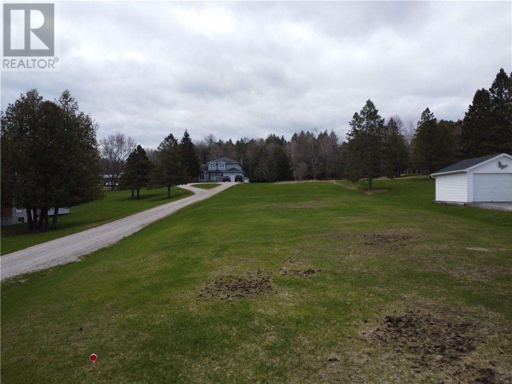29 Hall Street, Gore Bay, Ontario  P0P 1H0 - Photo 3 - 2127465