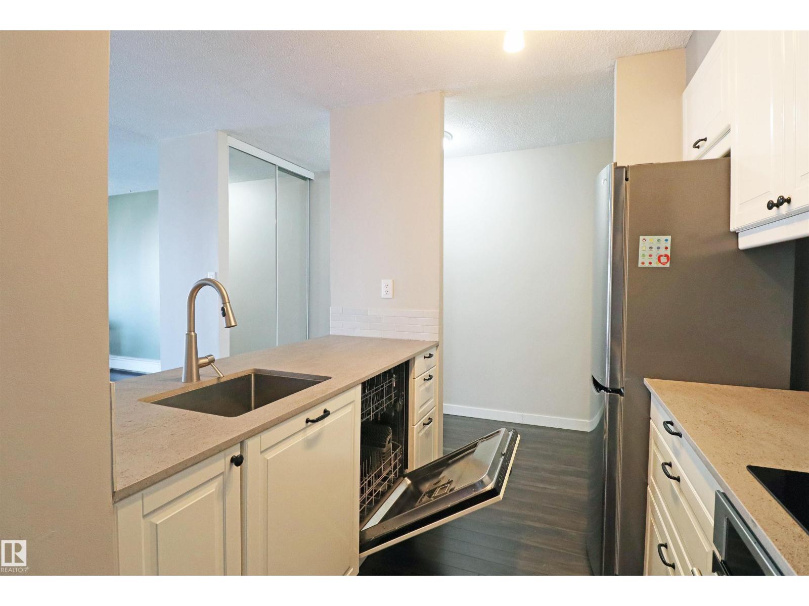 #901 10160 116 St Nw, Edmonton, Alberta  T5K 1V9 - Photo 12 - E4486491