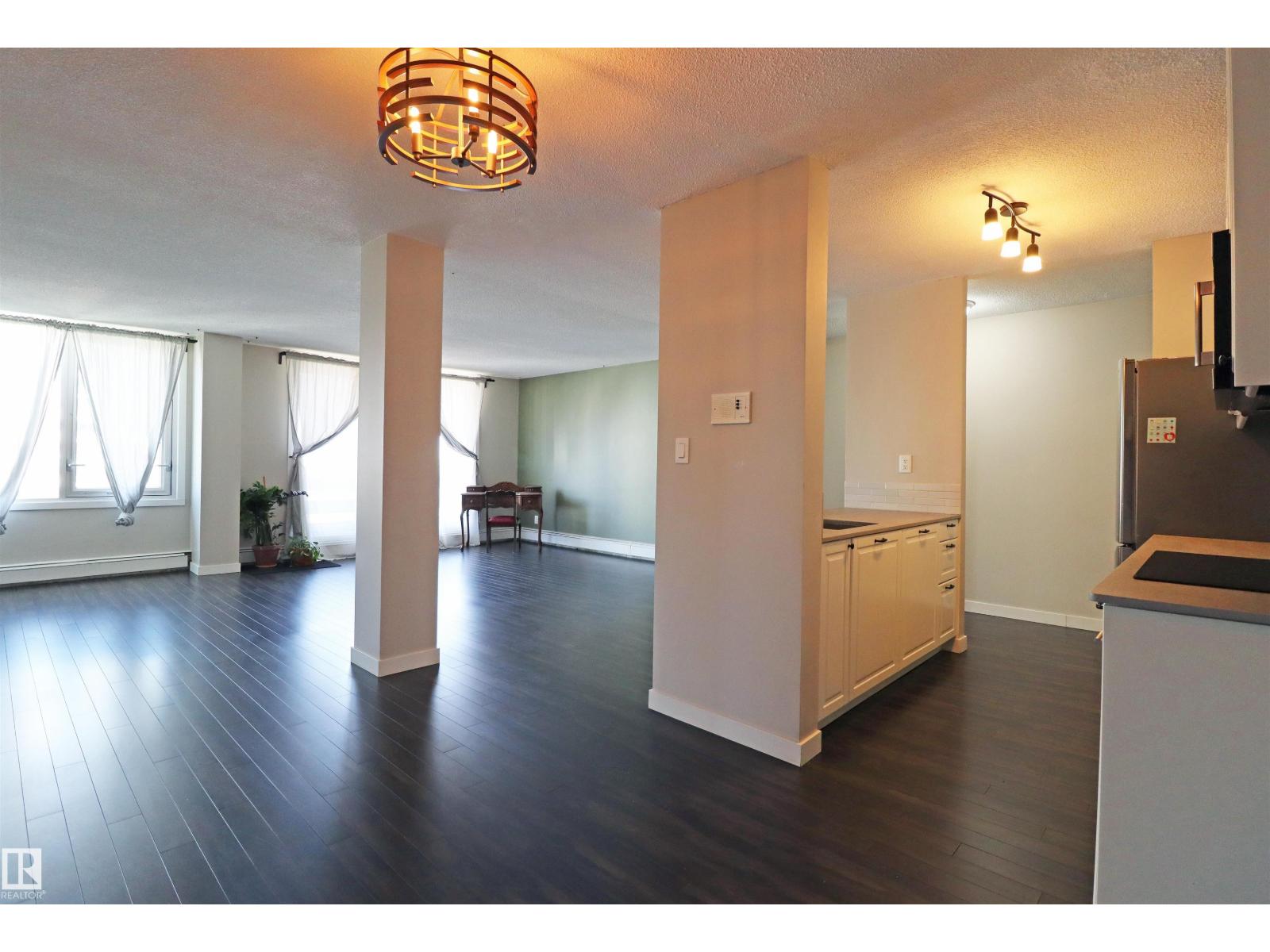 #901 10160 116 St Nw, Edmonton, Alberta  T5K 1V9 - Photo 4 - E4486491