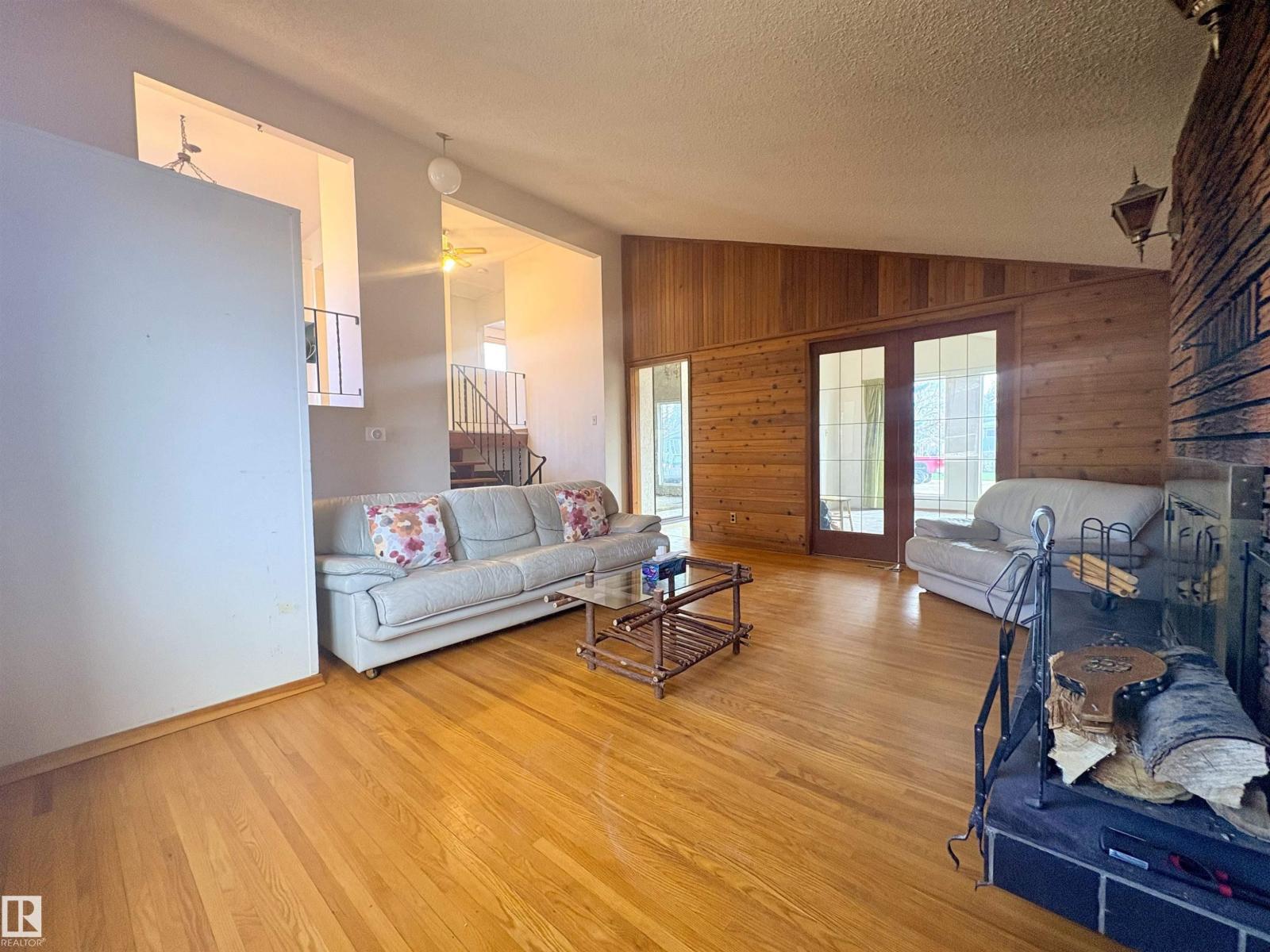 16321 109a Av Nw, Edmonton, Alberta  T5P 1C5 - Photo 7 - E4486493