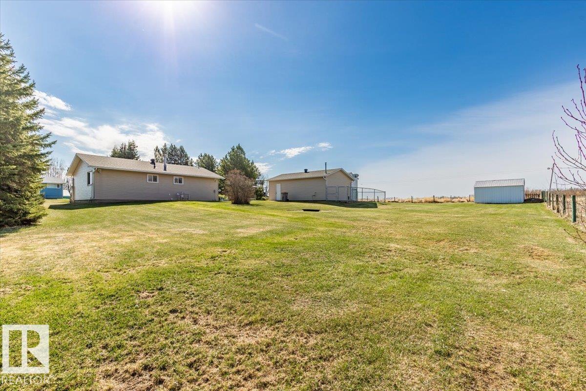 417 Swedberg St, Rural Wetaskiwin County, Alberta  T0C 2C0 - Photo 4 - E4486492