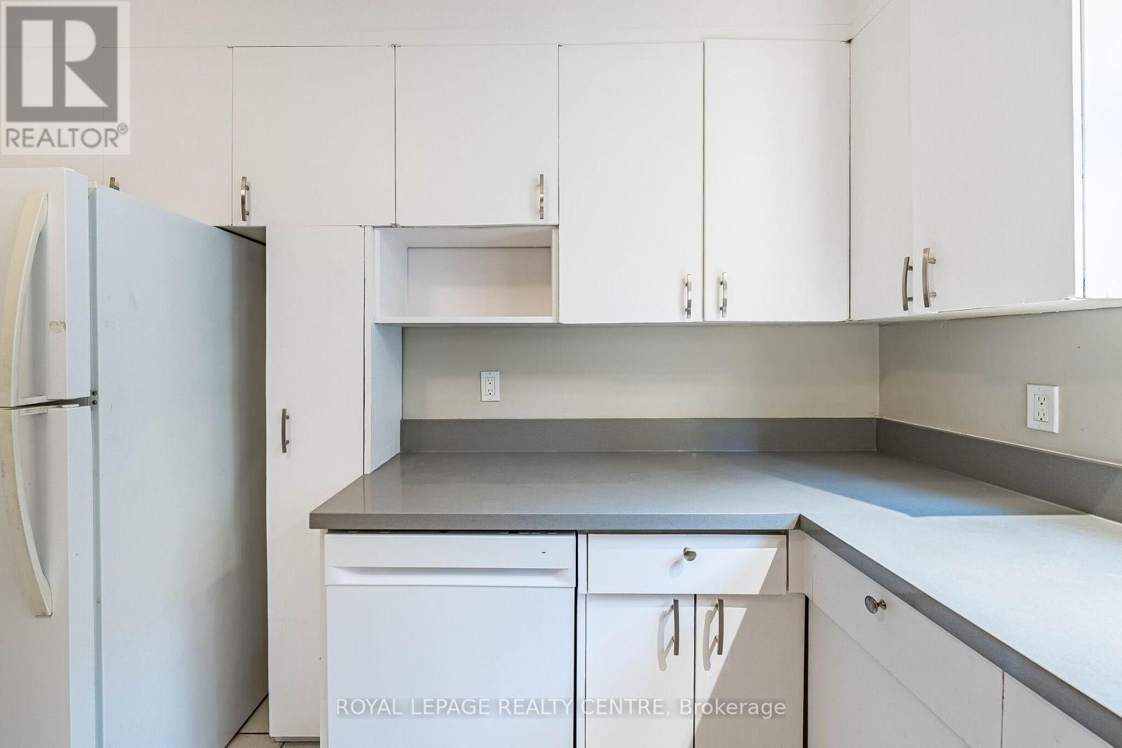 Unit 3 - 339 Sheppard Avenue E, Toronto (Willowdale East), Ontario  M2N 3B3 - Photo 12 - C13100958
