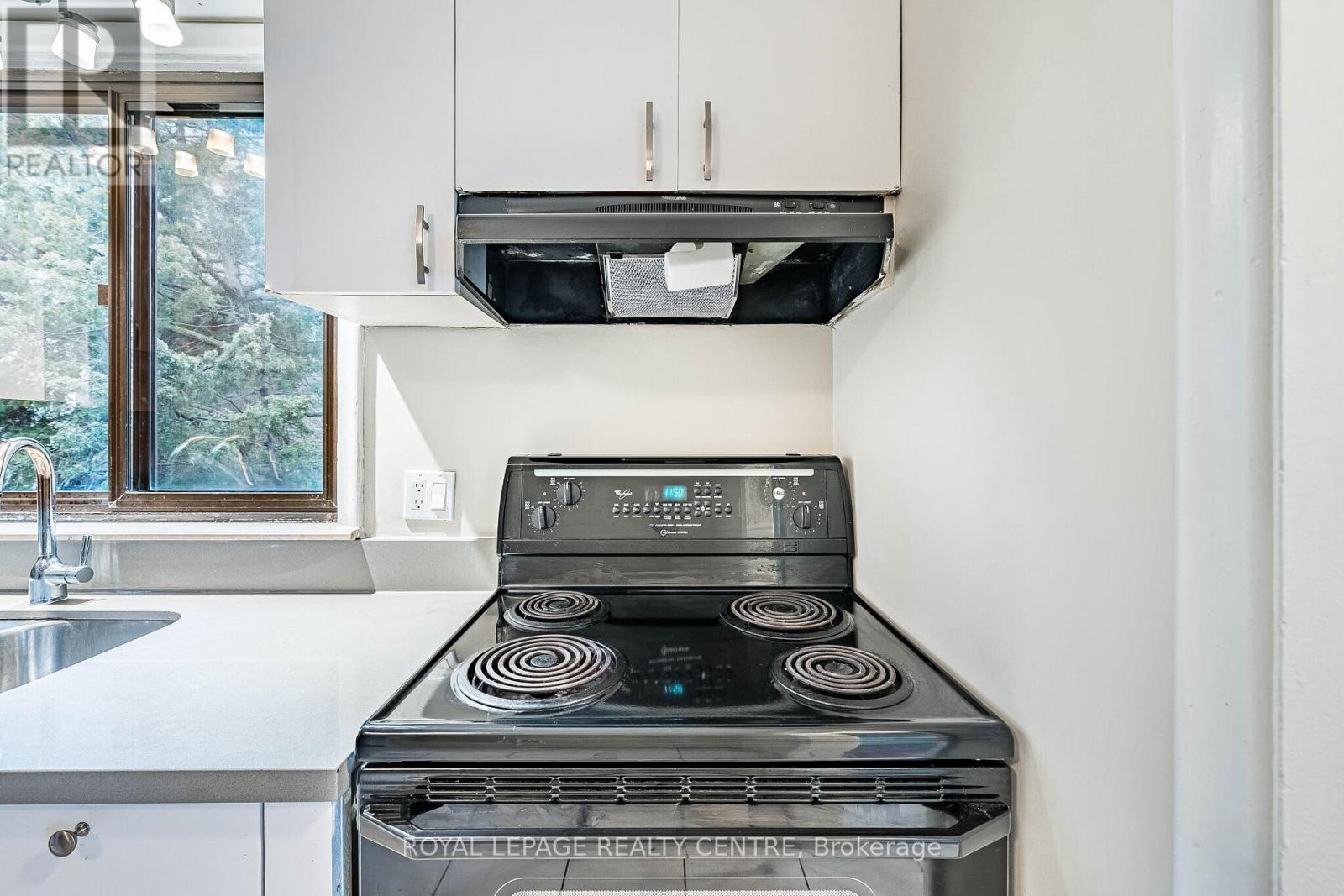 Unit 3 - 339 Sheppard Avenue E, Toronto (Willowdale East), Ontario  M2N 3B3 - Photo 13 - C13100958