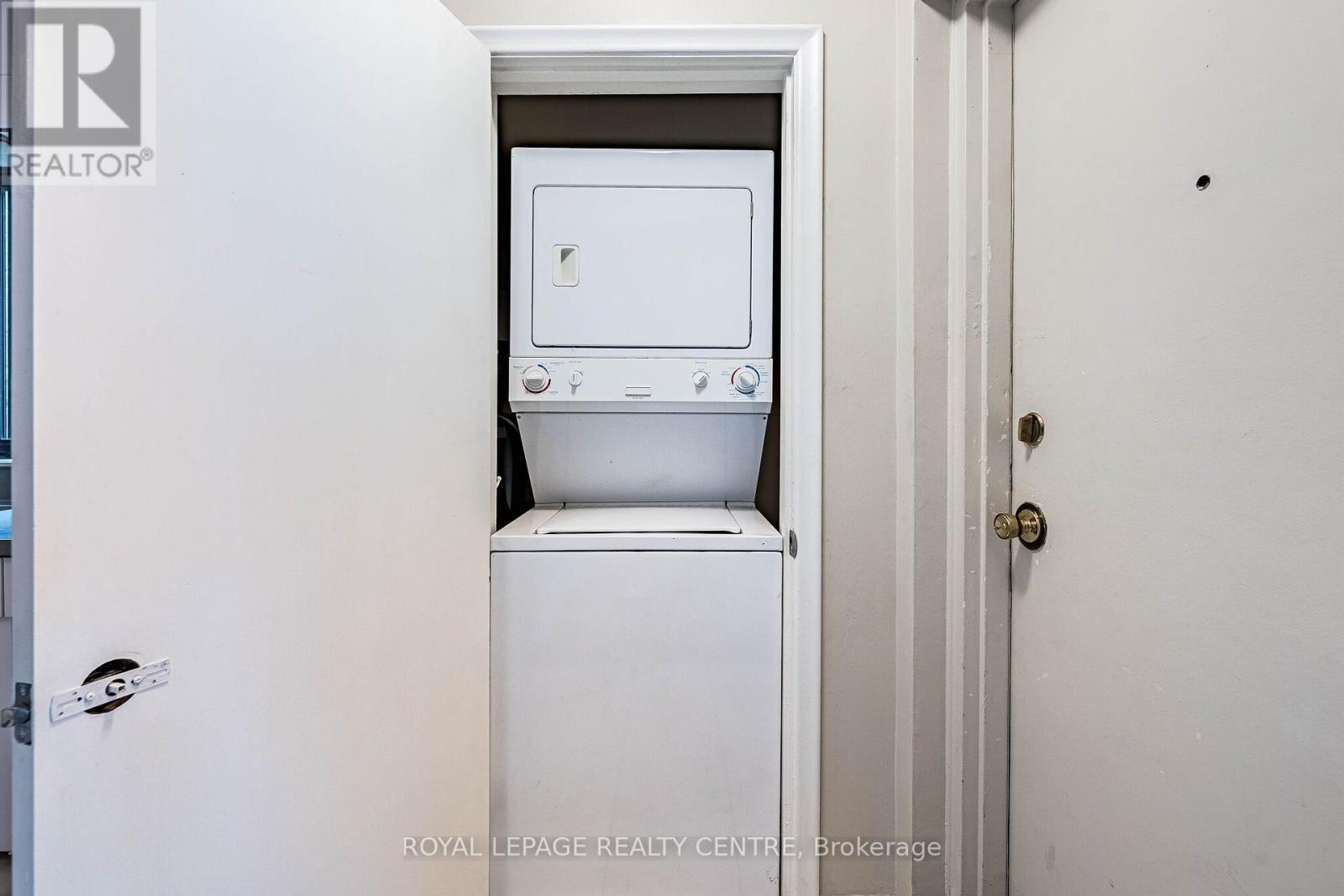 Unit 3 - 339 Sheppard Avenue E, Toronto (Willowdale East), Ontario  M2N 3B3 - Photo 31 - C13100958