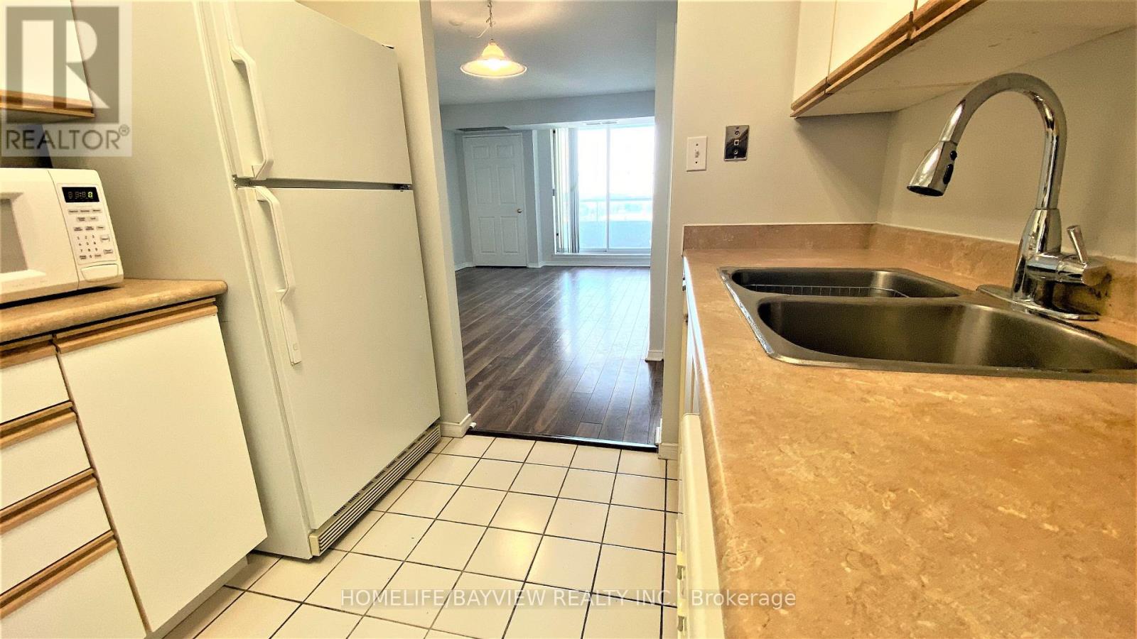 1708 - 18 Hillcrest Avenue, Toronto (Willowdale East), Ontario  M2N 6T5 - Photo 6 - C13100976