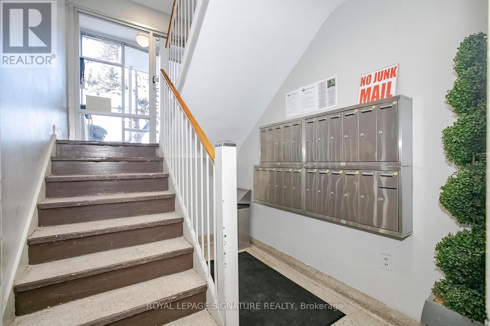 305 - 219 Wilson Avenue, Toronto (Bedford Park-Nortown), Ontario  M5M 3B2 - Photo 8 - C13100996