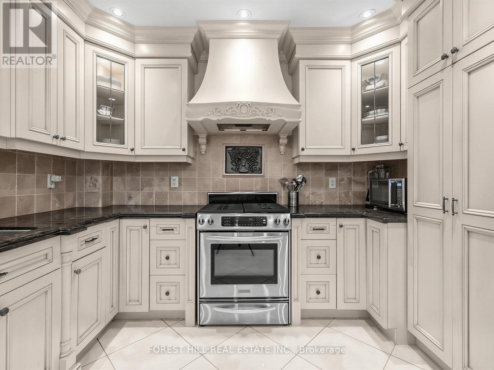 31 Latimer Avenue, Toronto (Lawrence Park South), Ontario  M5N 2M1 - Photo 19 - C13101042