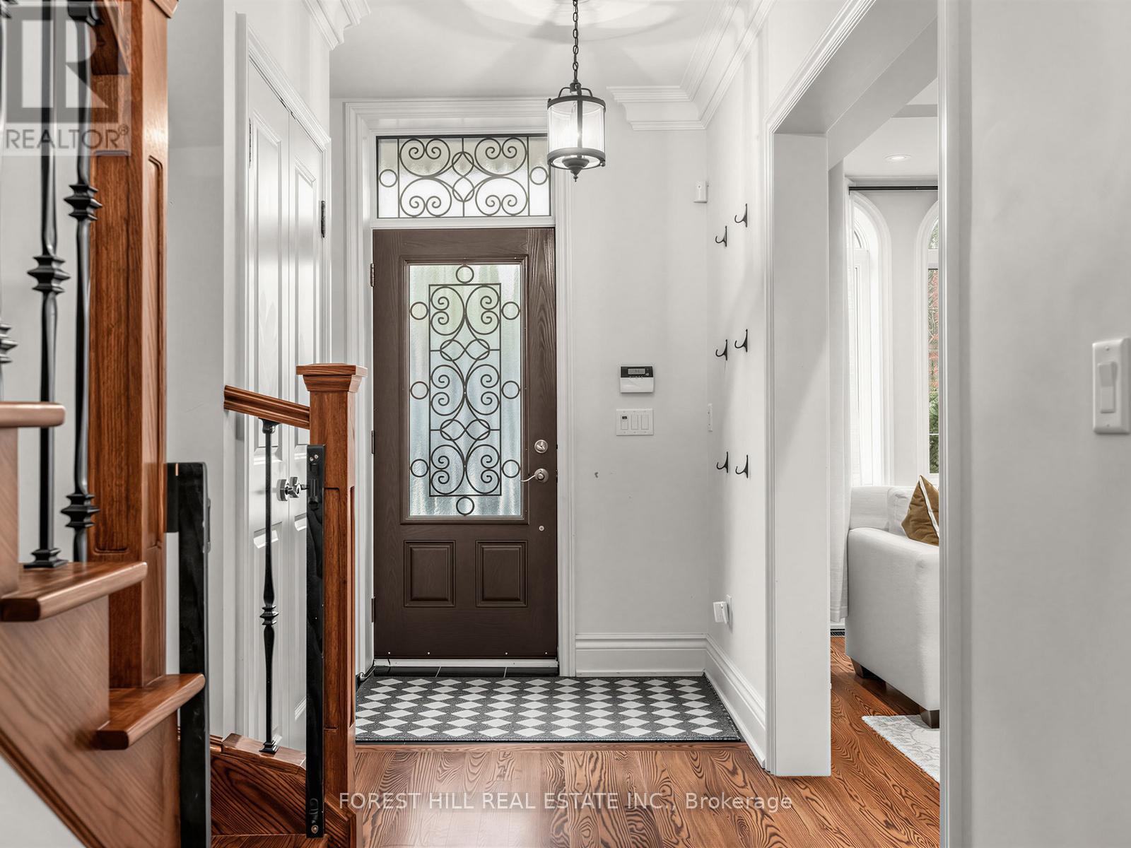 31 Latimer Avenue, Toronto (Lawrence Park South), Ontario  M5N 2M1 - Photo 5 - C13101042