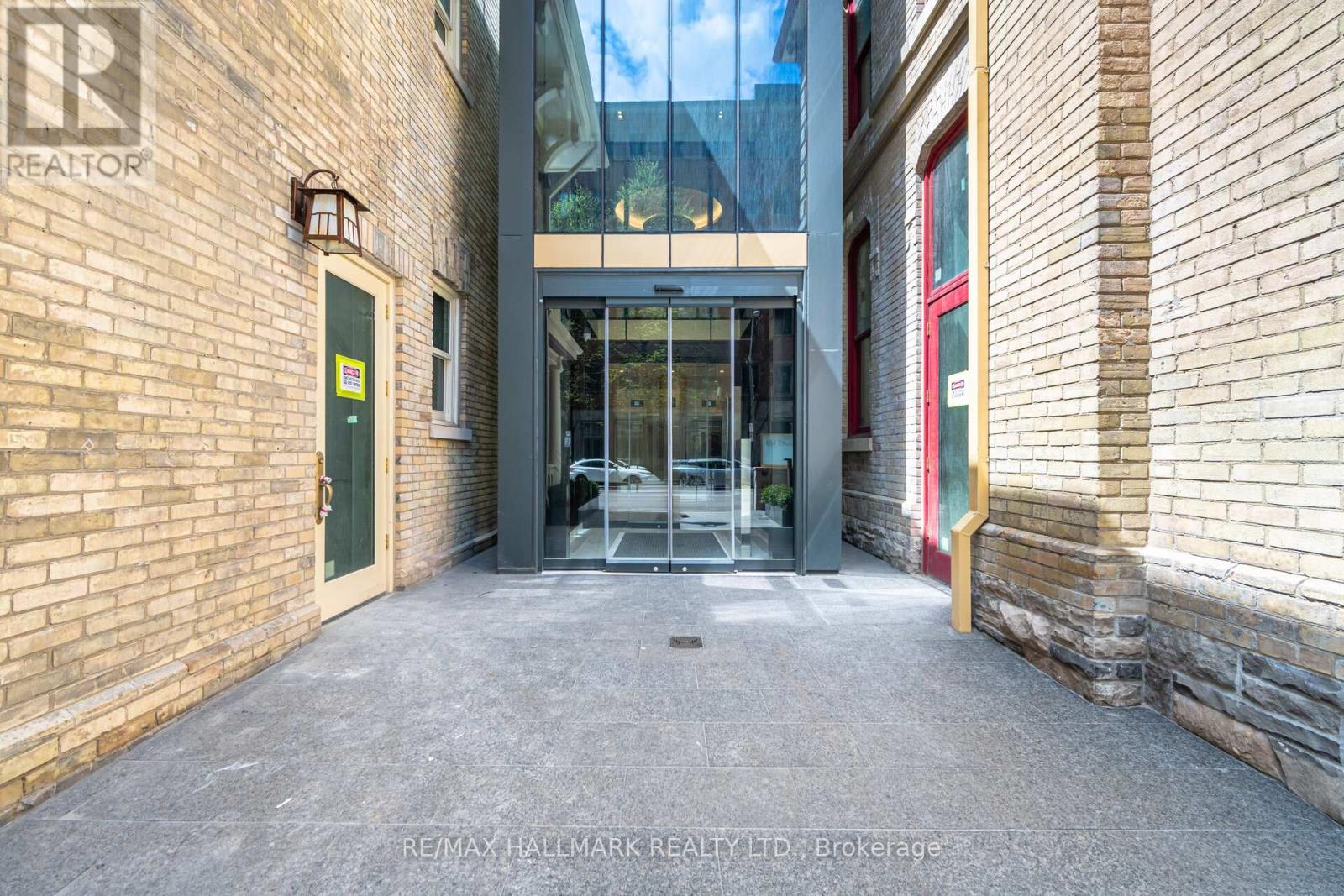 2409 - 634 Church Street, Toronto (Church-Yonge Corridor), Ontario  M4Y 0G9 - Photo 2 - C13101048