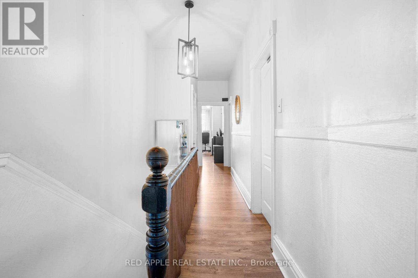 546 Dufferin Street, Toronto (Little Portugal), Ontario  M6K 2A7 - Photo 17 - C13101070