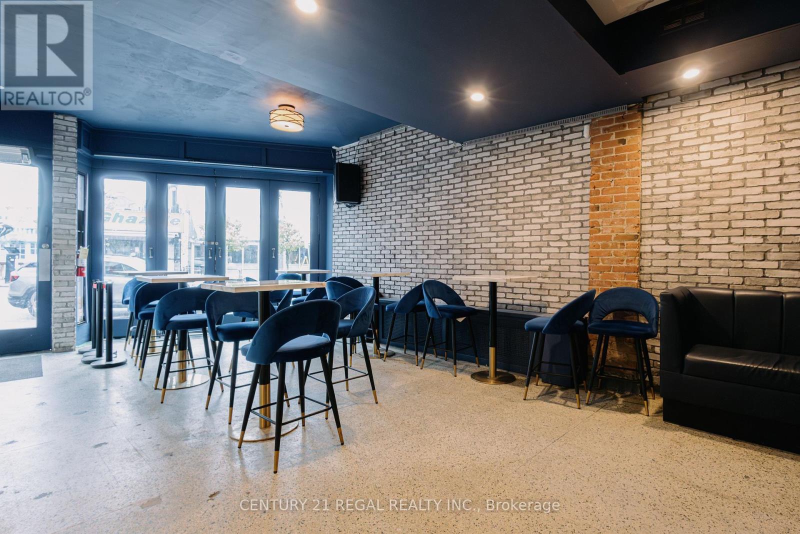 656 College Street, Toronto (Palmerston-Little Italy), Ontario  M6G 1B8 - Photo 15 - C13101126