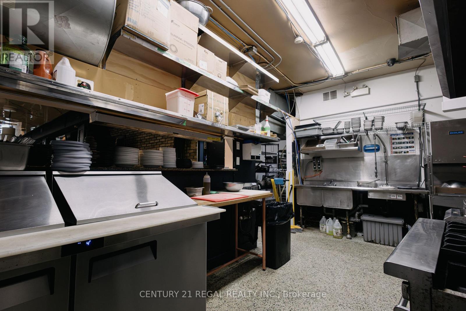 656 College Street, Toronto (Palmerston-Little Italy), Ontario  M6G 1B8 - Photo 18 - C13101126