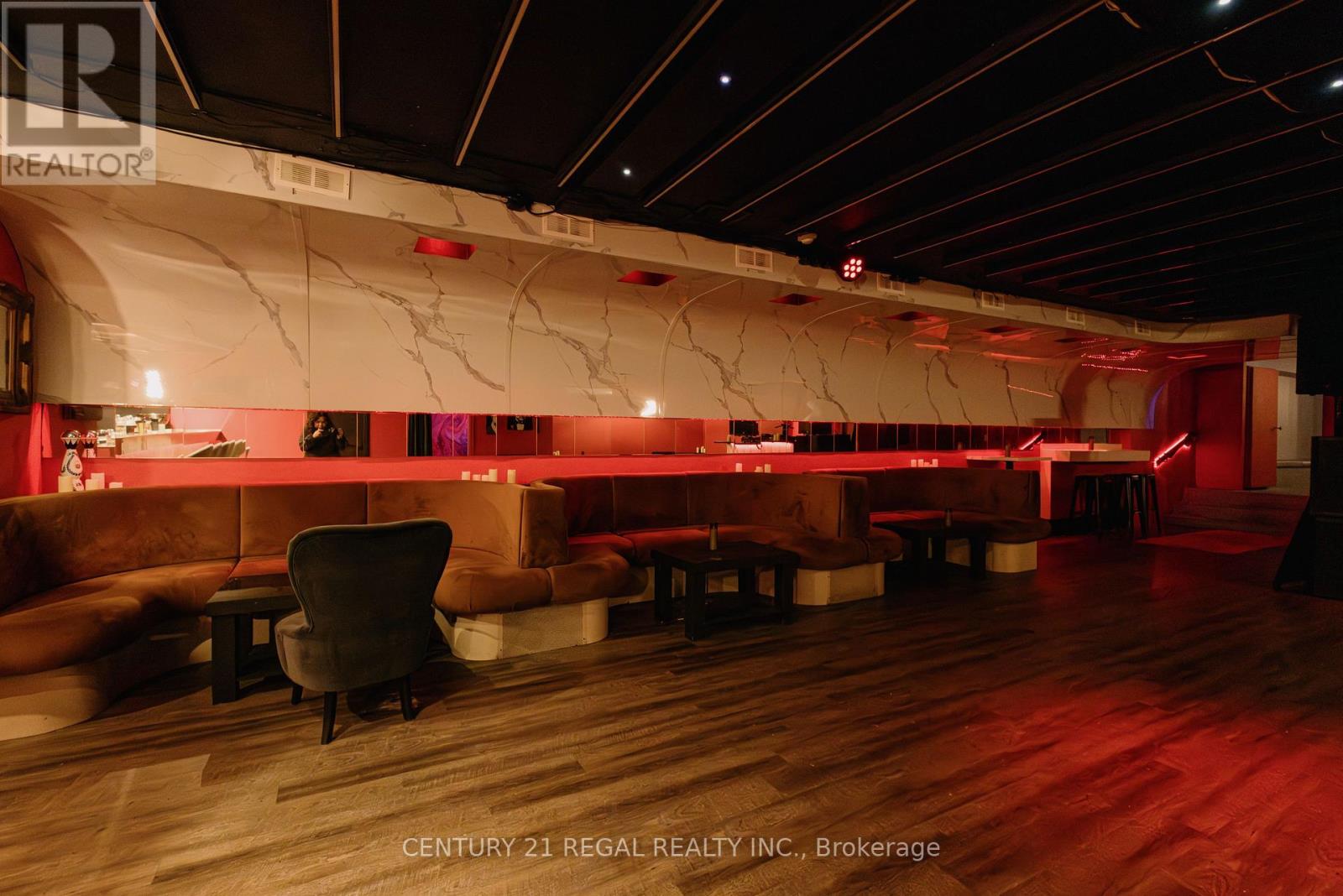 656 College Street, Toronto (Palmerston-Little Italy), Ontario  M6G 1B8 - Photo 4 - C13101126