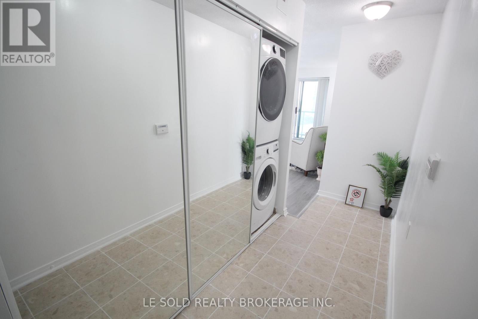 902 - 22 Olive Avenue, Toronto (Willowdale East), Ontario  M2N 7G6 - Photo 10 - C13101138