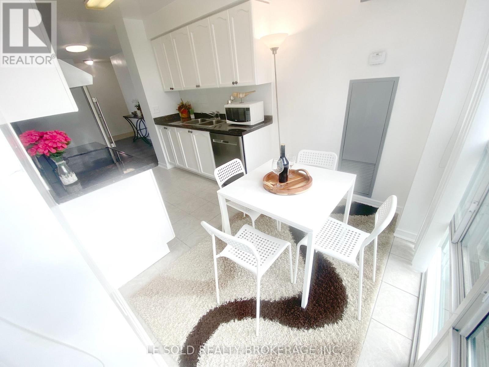 902 - 22 Olive Avenue, Toronto (Willowdale East), Ontario  M2N 7G6 - Photo 20 - C13101138