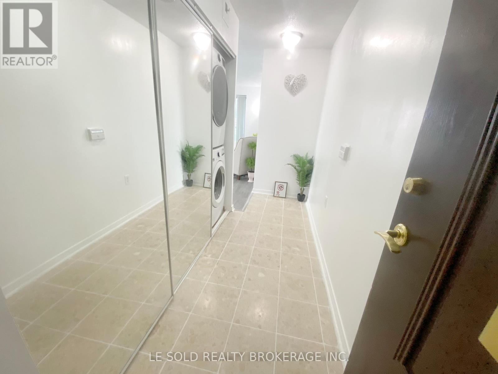 902 - 22 Olive Avenue, Toronto (Willowdale East), Ontario  M2N 7G6 - Photo 9 - C13101138