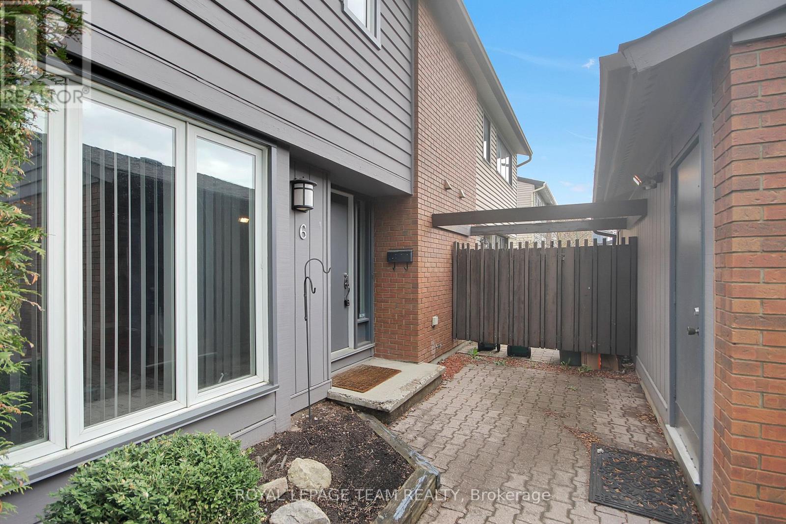 6 Burnetts Grove Circle, Ottawa, Ontario  K2J 1N6 - Photo 3 - X13101056
