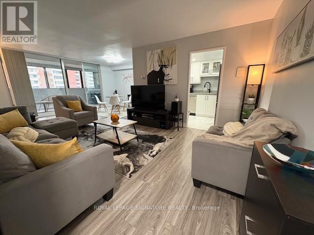 1701 - 5 MASSEY SQUARE, Toronto, Ontario