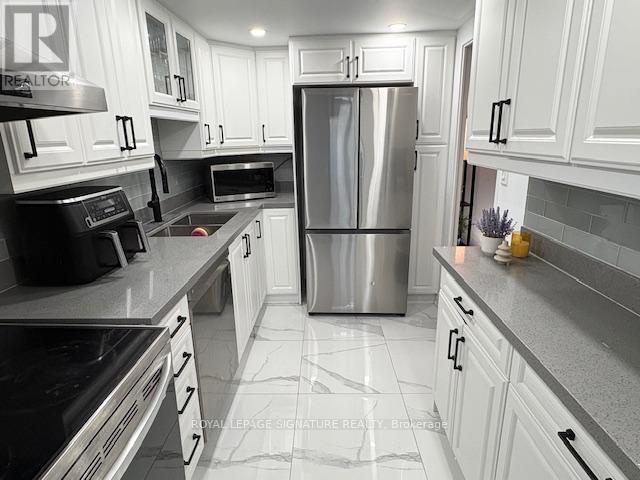1701 - 5 Massey Square, Toronto, Ontario  M4C 5L6 - Photo 16 - E13100980