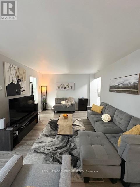 1701 - 5 Massey Square, Toronto, Ontario  M4C 5L6 - Photo 6 - E13100980