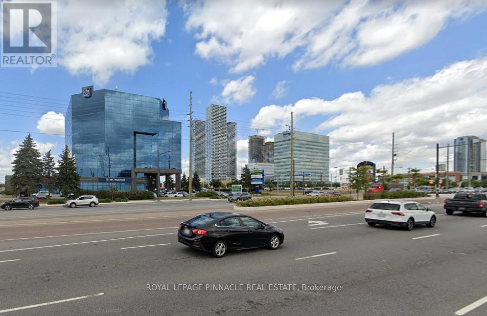 600-31 - 3300 Highway 7 Drive W, Vaughan, Ontario  L4L 1A6 - Photo 3 - N12824136