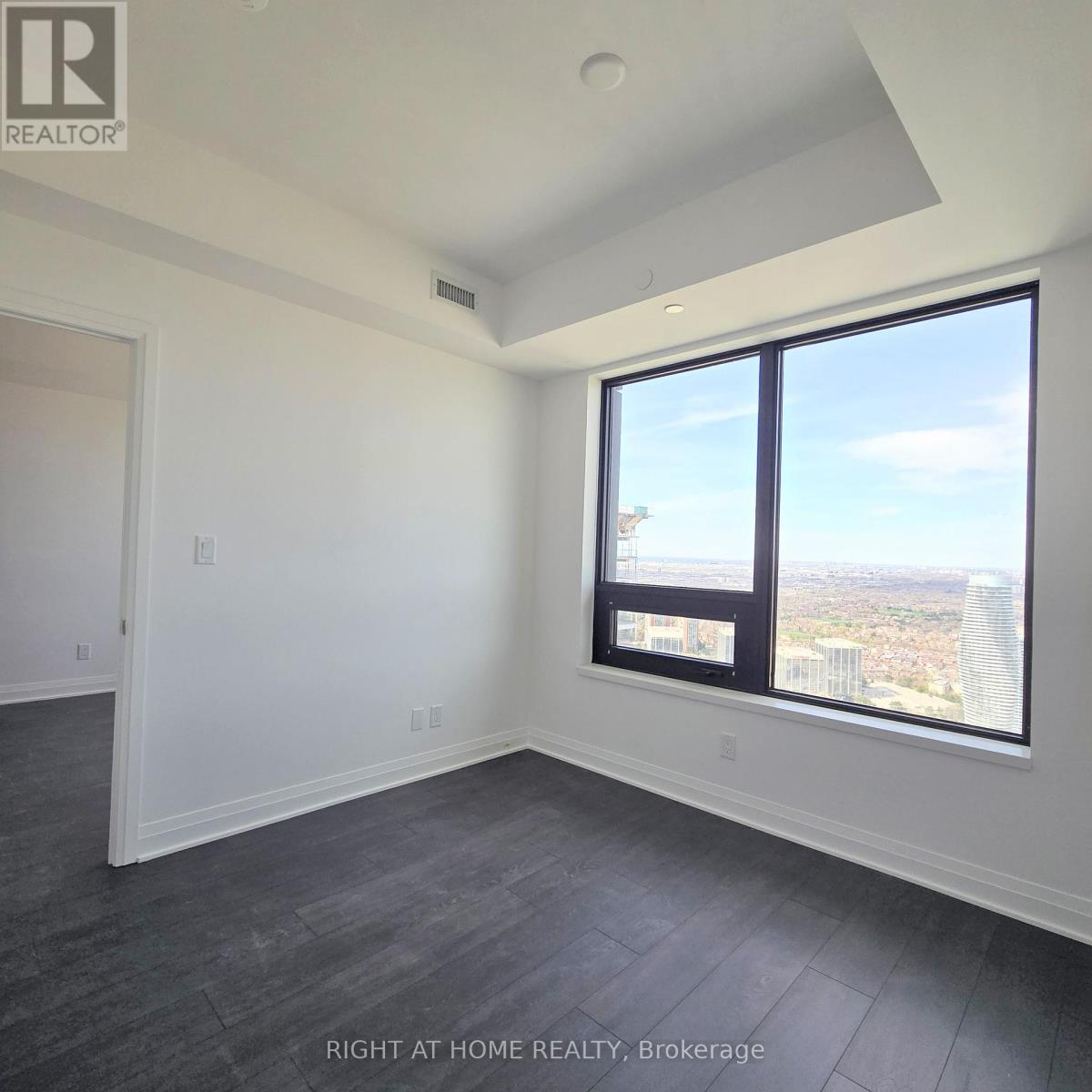 5201 - 4015 The Exchange, Mississauga, Ontario  L5B 0N9 - Photo 10 - W13088020