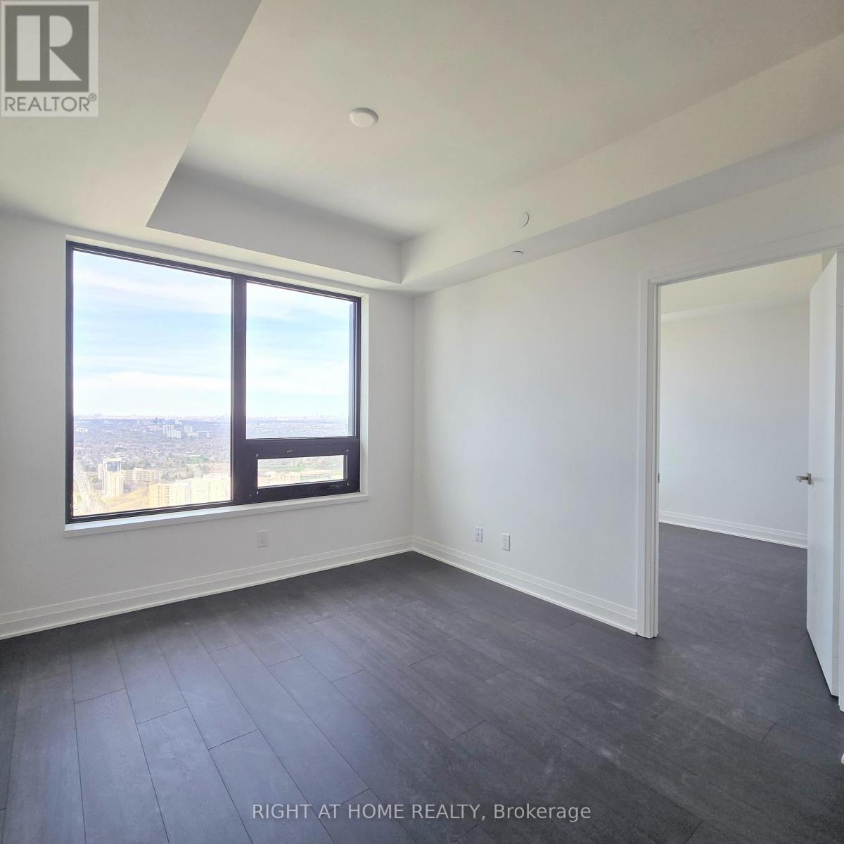 5201 - 4015 The Exchange, Mississauga, Ontario  L5B 0N9 - Photo 7 - W13088020