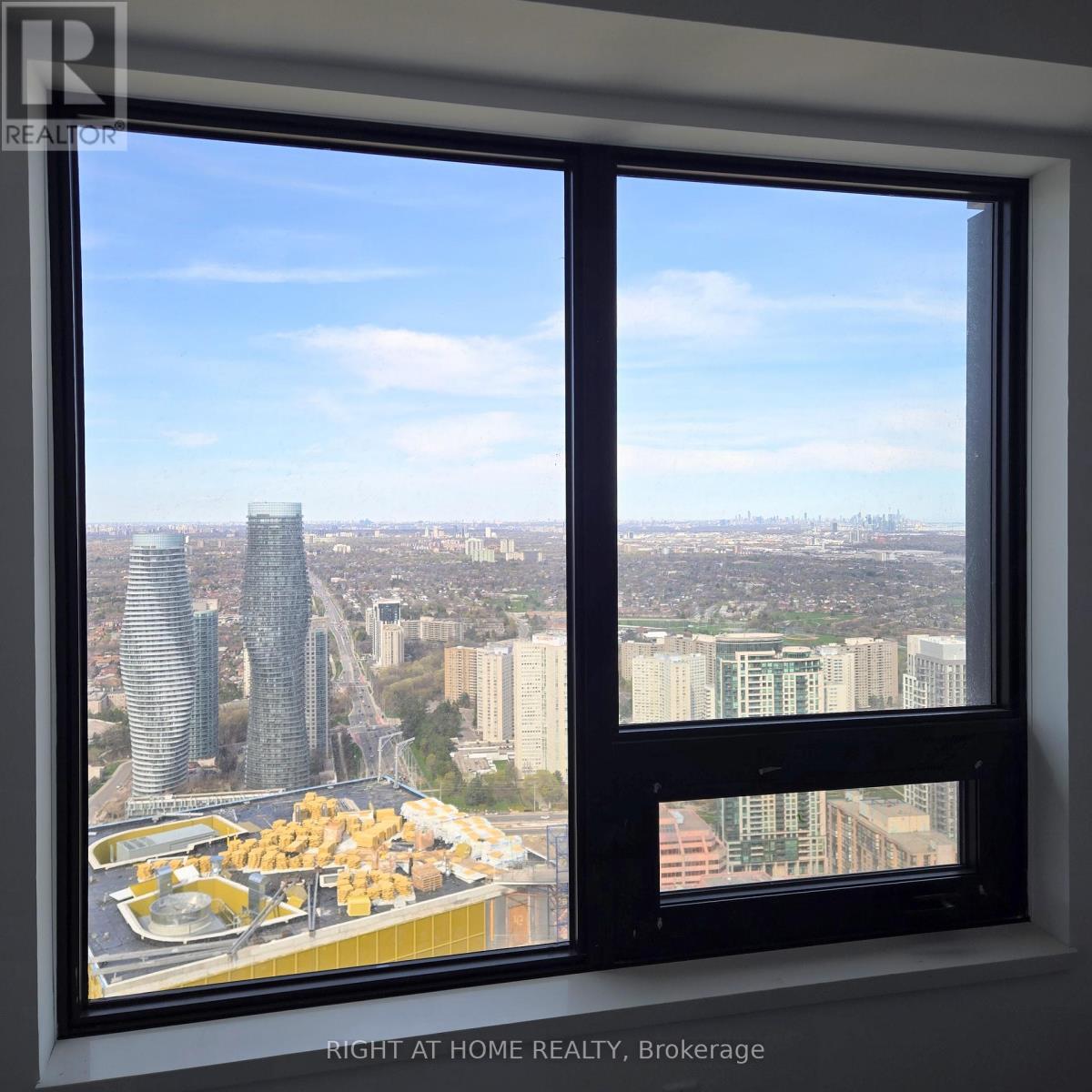 5201 - 4015 The Exchange, Mississauga, Ontario  L5B 0N9 - Photo 11 - W13088020