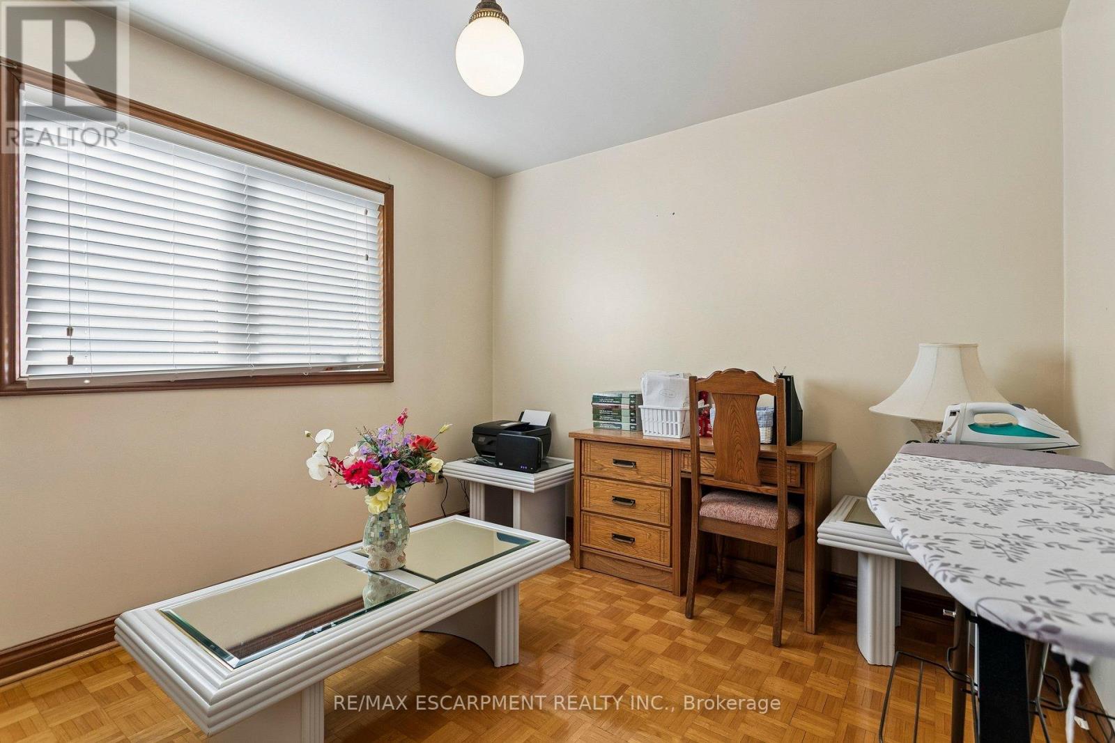 1400 Bough Beeches Boulevard, Mississauga, Ontario  L4W 3B5 - Photo 33 - W12899728