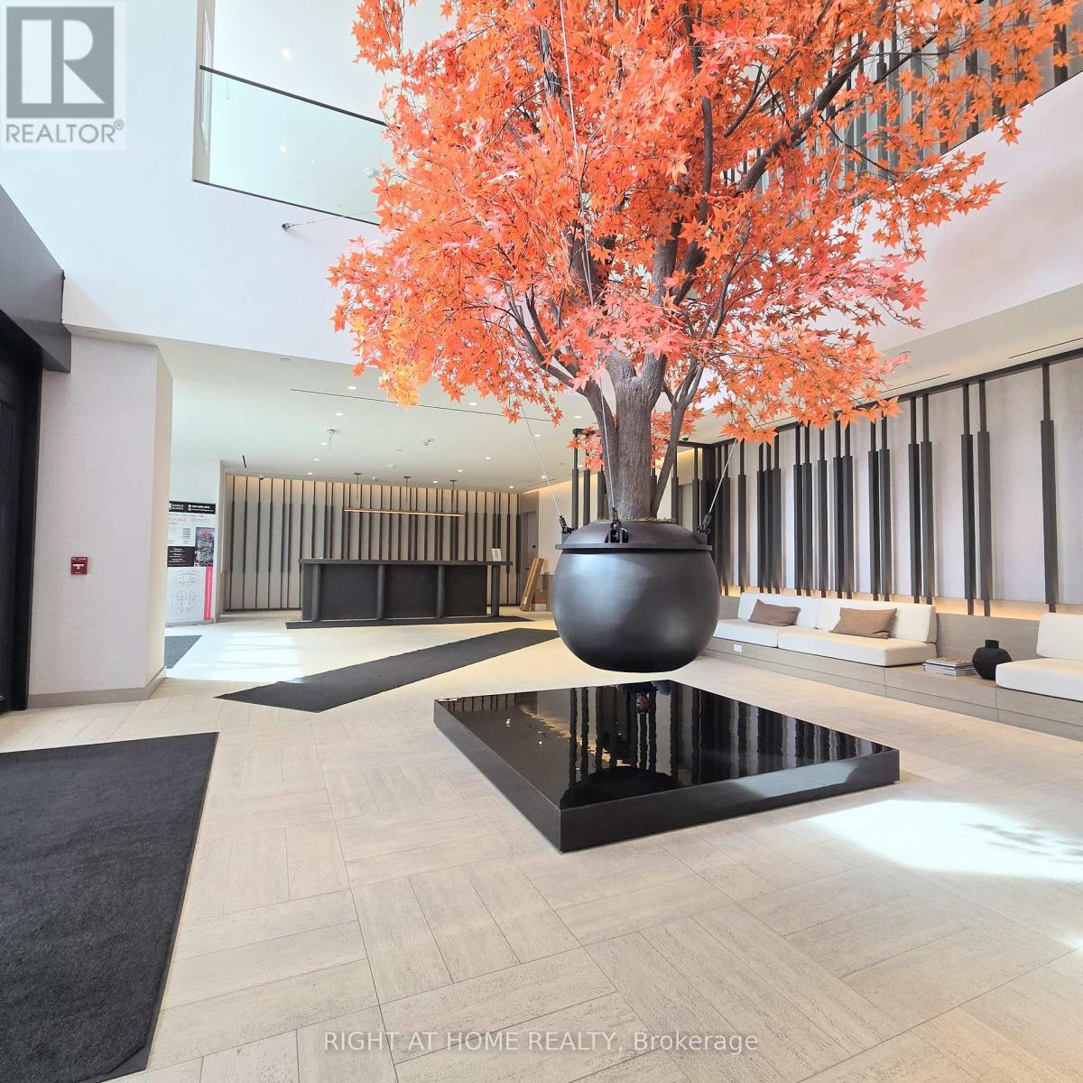 5201 - 4015 The Exchange, Mississauga, Ontario  L5B 0N9 - Photo 12 - W13088020