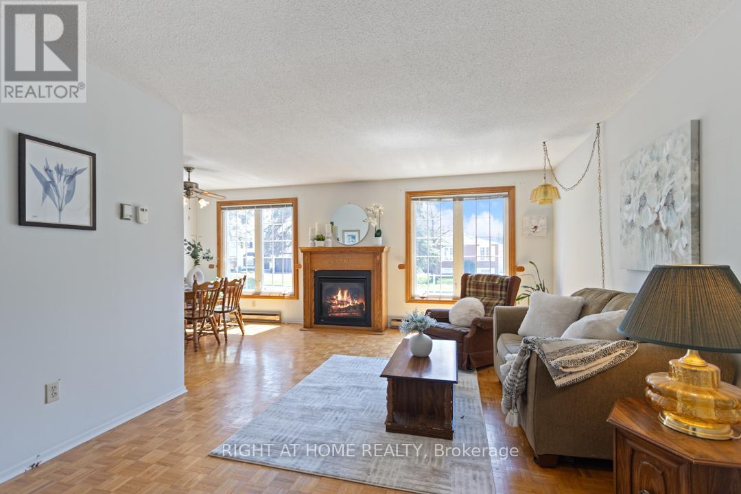 169 William Roe Boulevard, Newmarket, Ontario  L3Y 1B4 - Photo 10 - N13101076