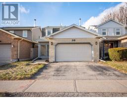 218 MULLEN DRIVE, Vaughan, Ontario