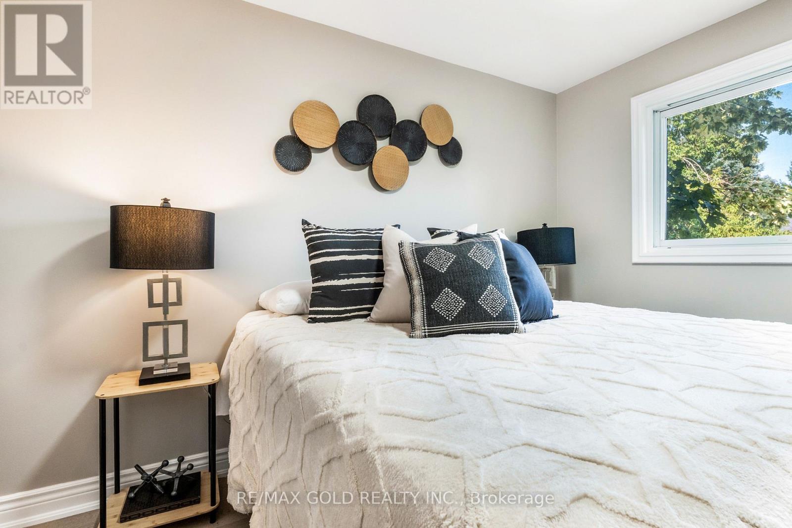 27 Sylvia Street, Barrie (Grove East), Ontario  L4M 5J2 - Photo 17 - S13100990