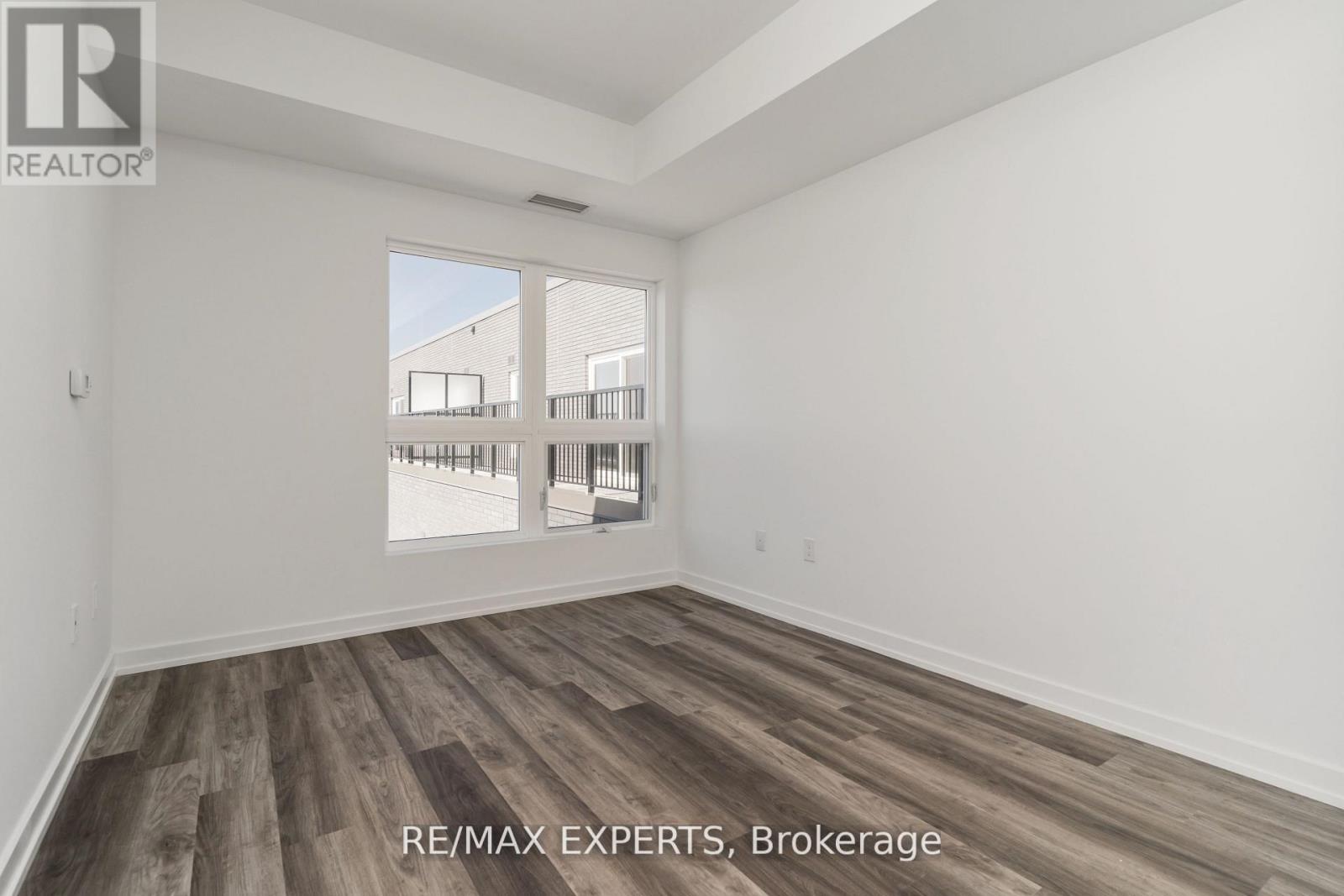 424 - 430 Essa Road, Barrie (Holly), Ontario  L9J 0M1 - Photo 10 - S13101152