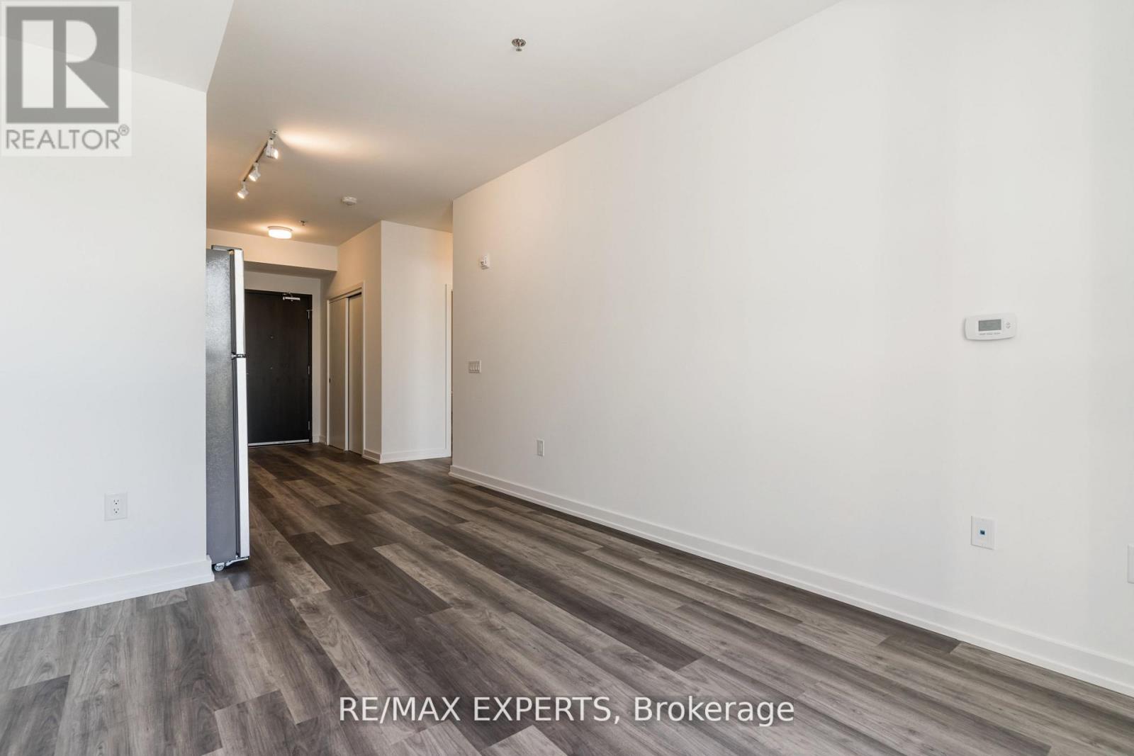 424 - 430 Essa Road, Barrie (Holly), Ontario  L9J 0M1 - Photo 13 - S13101152