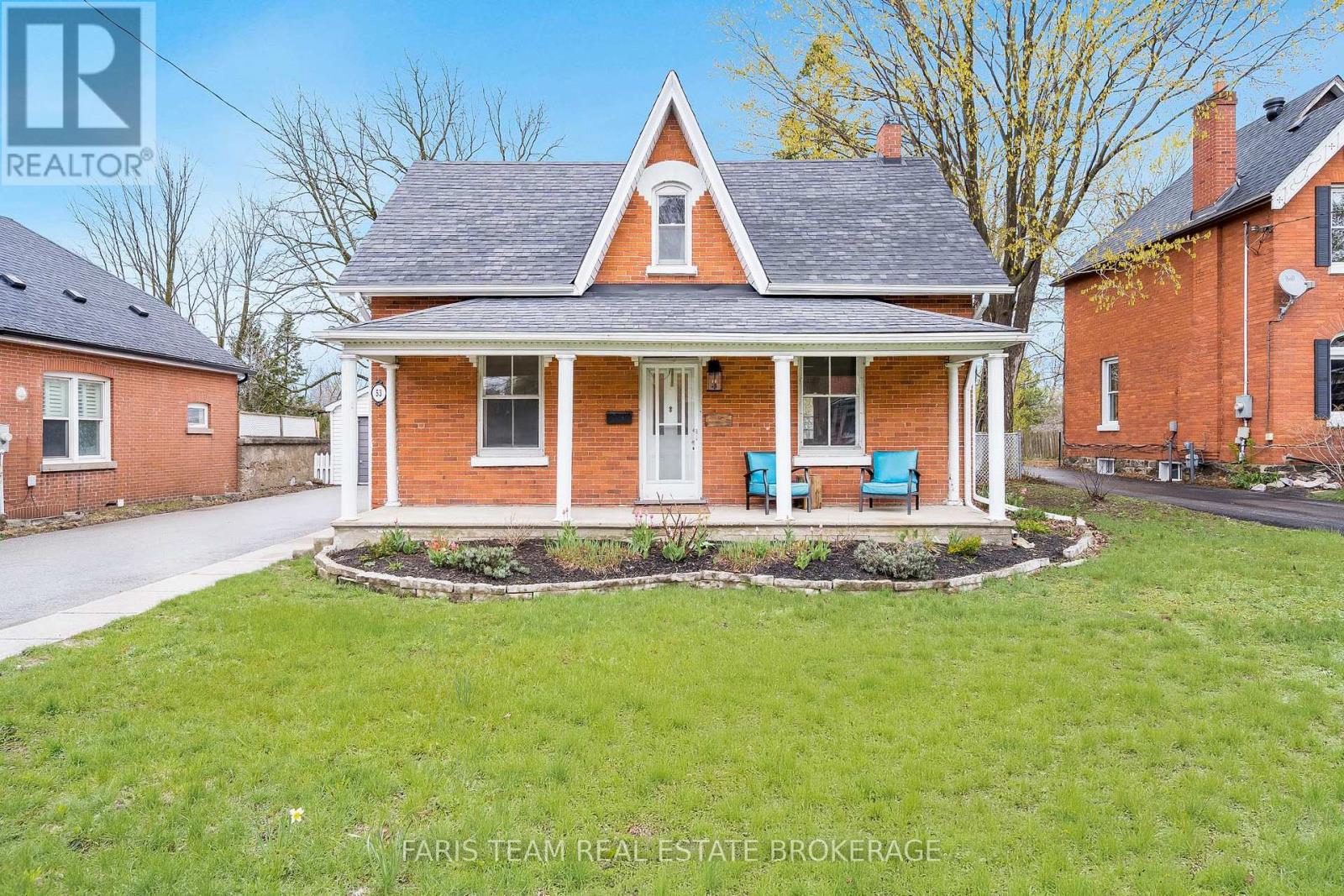 53 Burton Avenue, Barrie (Allandale), Ontario  L4N 2R5 - Photo 3 - S13101156