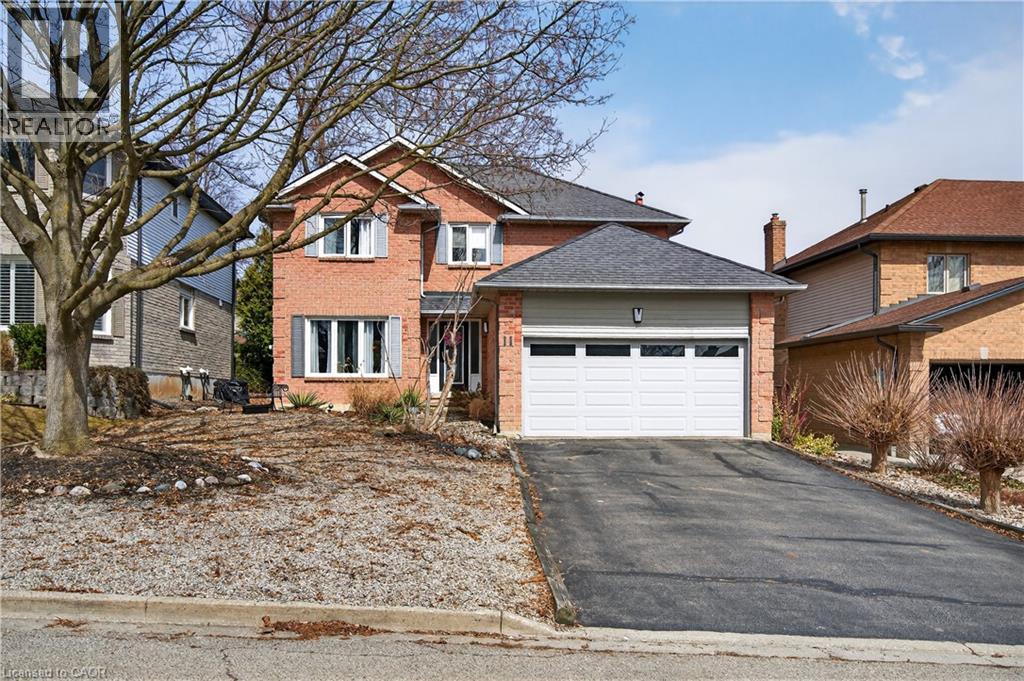 11 GIFFIN Road, Dundas, Ontario