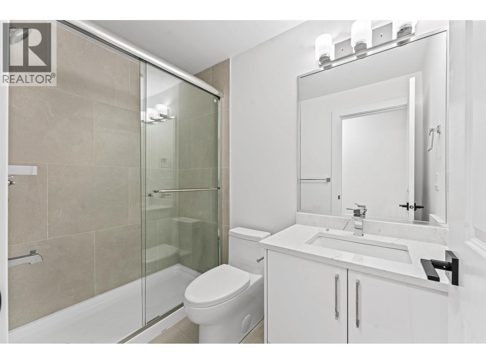 4917 Venables Street, Burnaby, British Columbia  V5B 1X8 - Photo 12 - R3119551