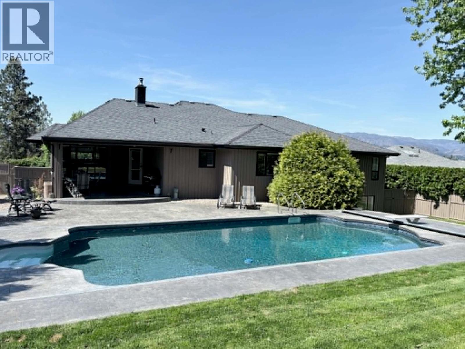 307 Stellar Drive, Kelowna, British Columbia  V1W 4K5 - Photo 54 - 10371109