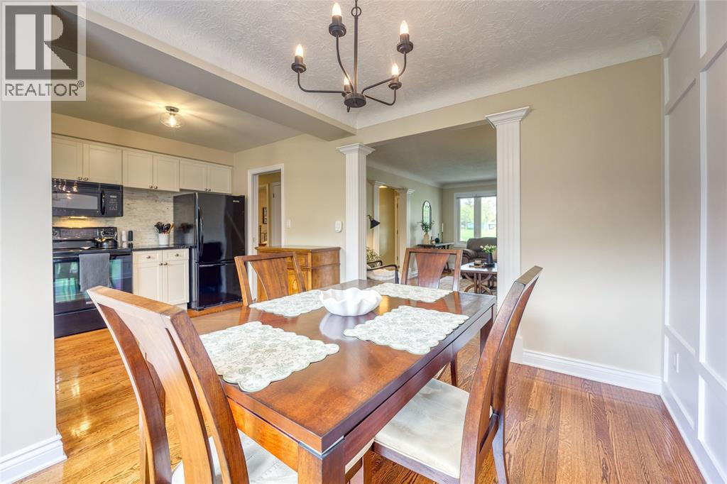 1044 Cathcart Boulevard, Sarnia, Ontario  N7S 2H2 - Photo 18 - 26010171