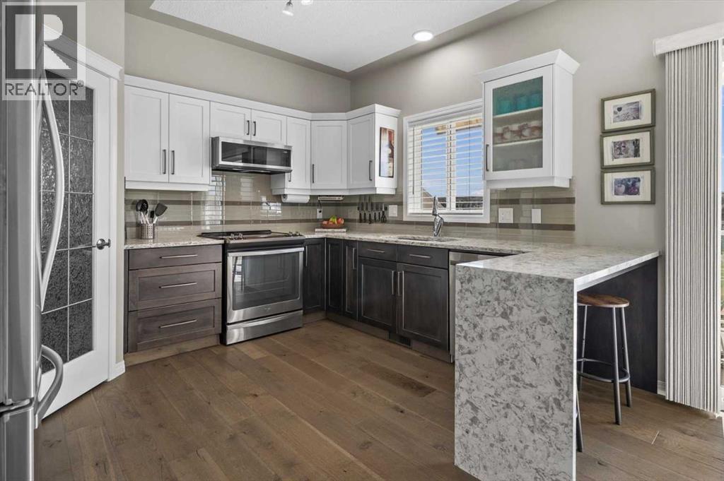 139 Country Hills Gardens NW, Calgary, Alberta  T3K 5G1 - Photo 3 - A2305904