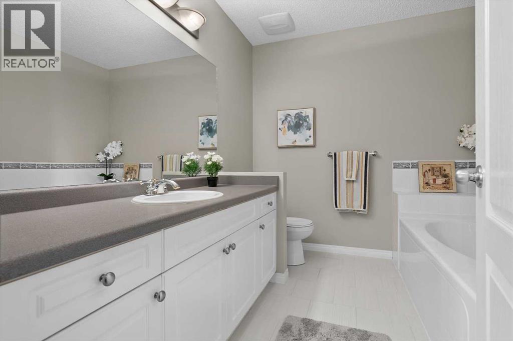 139 Country Hills Gardens NW, Calgary, Alberta  T3K 5G1 - Photo 28 - A2305904