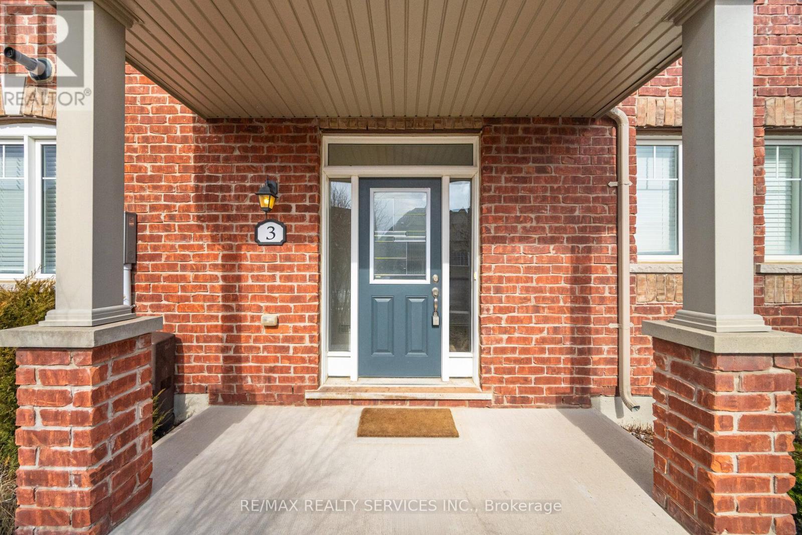 3 Alnwick Avenue, Caledon, Ontario  L7C 3P5 - Photo 4 - W13101046