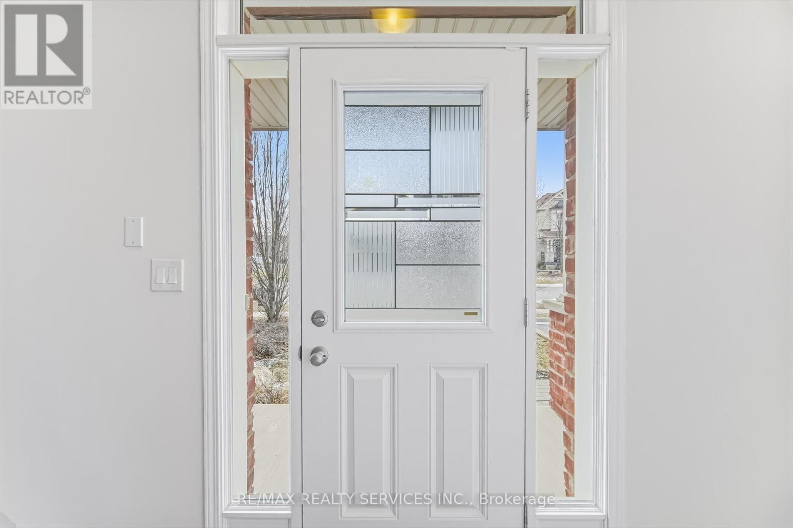 3 Alnwick Avenue, Caledon, Ontario  L7C 3P5 - Photo 5 - W13101046