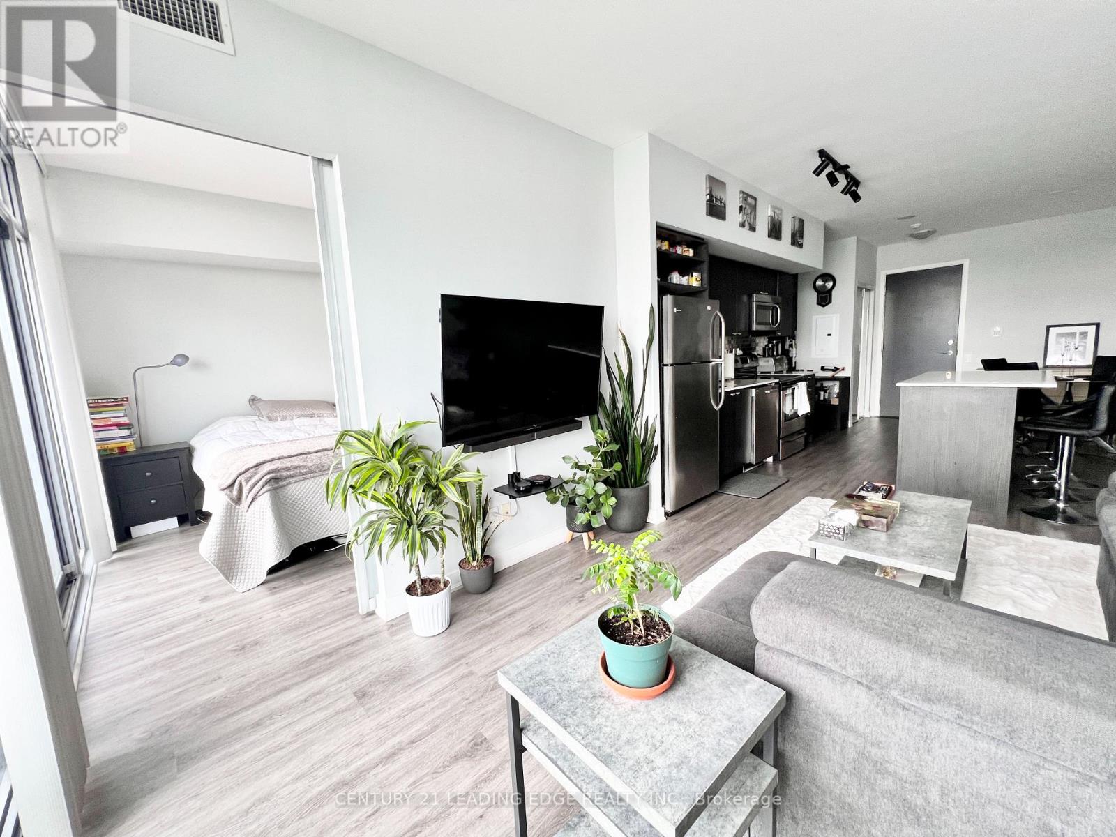 3015 - 105 The Queensway, Toronto (High Park-Swansea), Ontario  M6S 5B5 - Photo 11 - W13101058